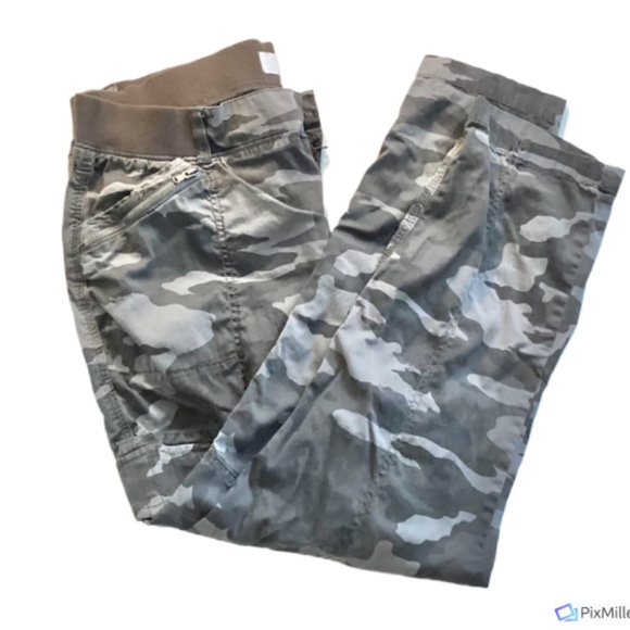 Sonoma Womens Cammo Capris, 12 - Picture 1 of 5